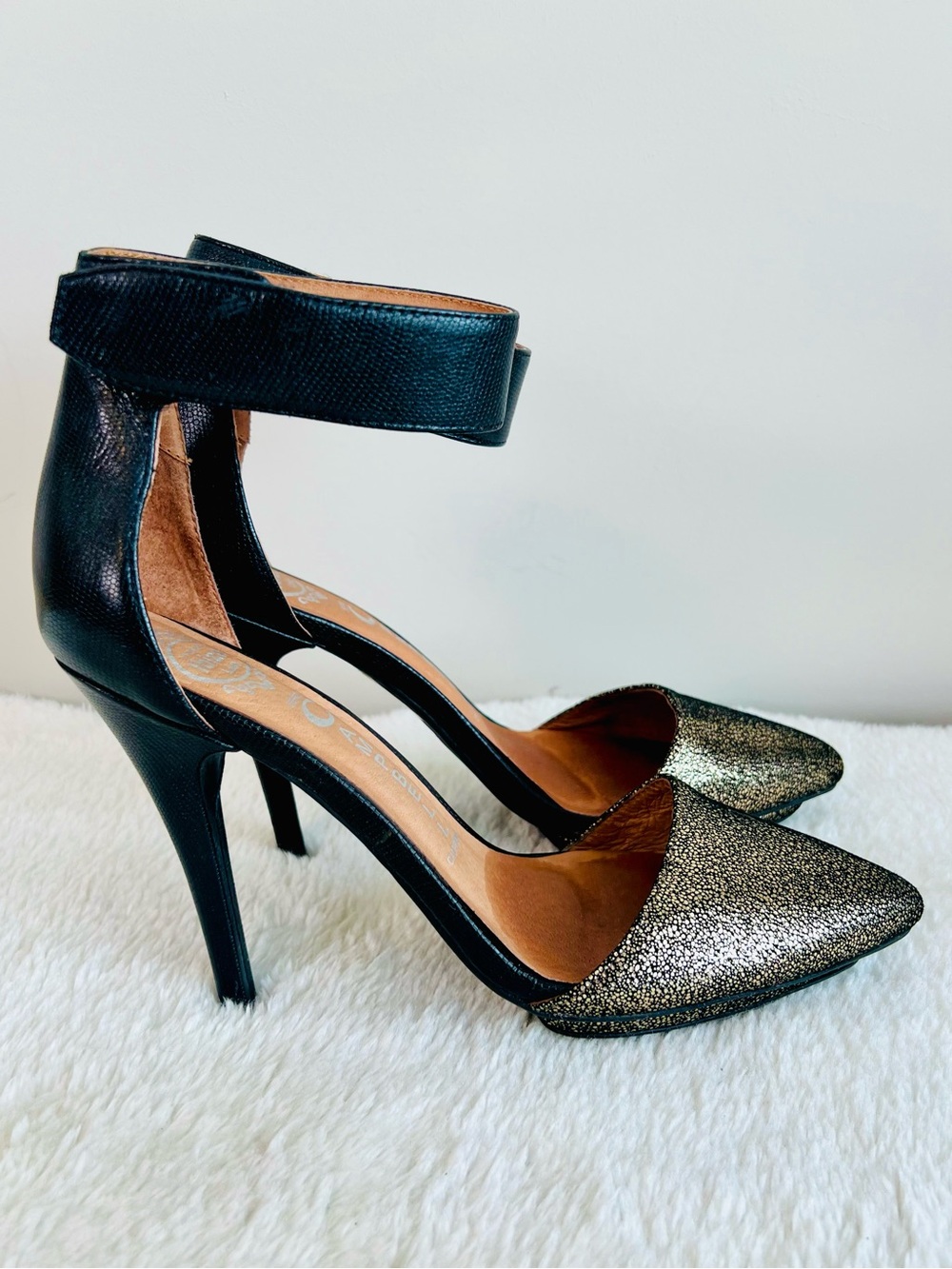 Jeffrey Campbell Solitaire Black Ankle Strap Heels with Gold Glitter Pointed Toe